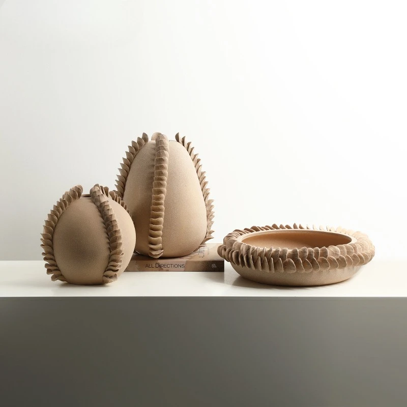 Abstract scale ceramic vase Sales office Hotel entrance Decorative cabinet Desktop creative crafts