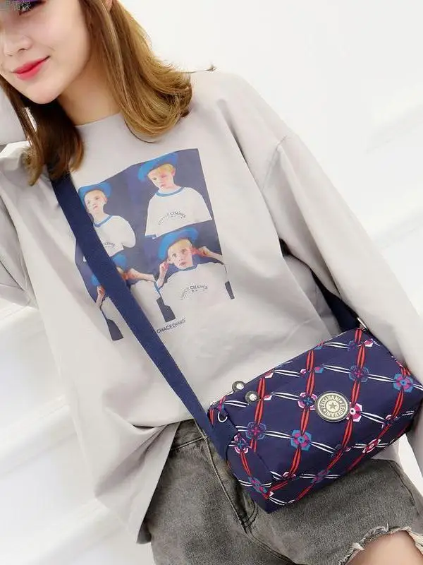 mochila-casual-de-tecido-ox-nylon-canvas-para-mulheres-de-meia-idade-bolsa-transversal-estilo-simples-forma-retangular