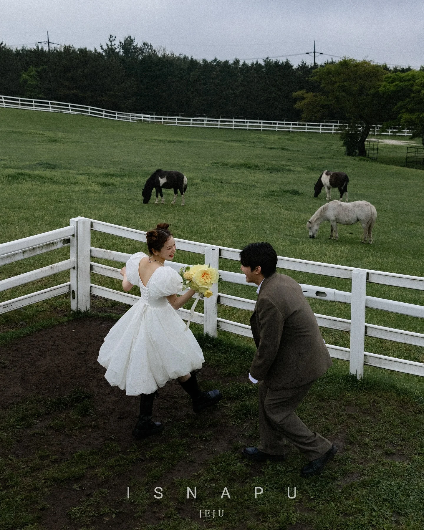 OLOEY Simple Mini Short taffetà abiti da sposa corea servizio fotografico collo quadrato maniche corte abiti da sposa Country festa formale