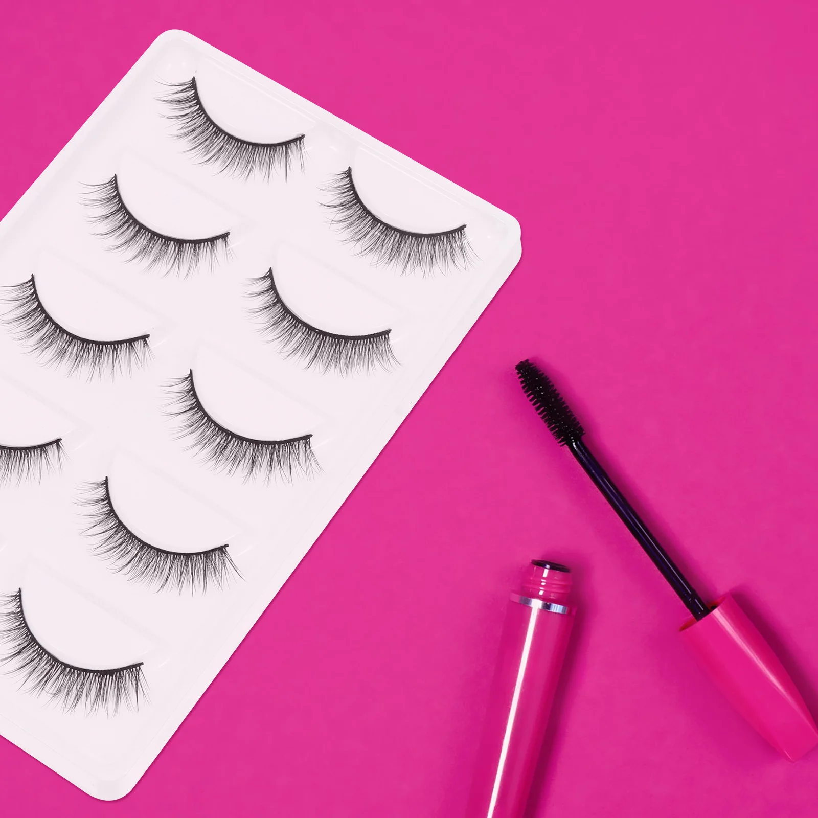 5 أزواج رموش اصطناعية ثلاثية الأبعاد رموش سميكة طبيعية تمديد قابلة لإعادة الاستخدام ليلا ونهارا تجعل عينيك جذابة