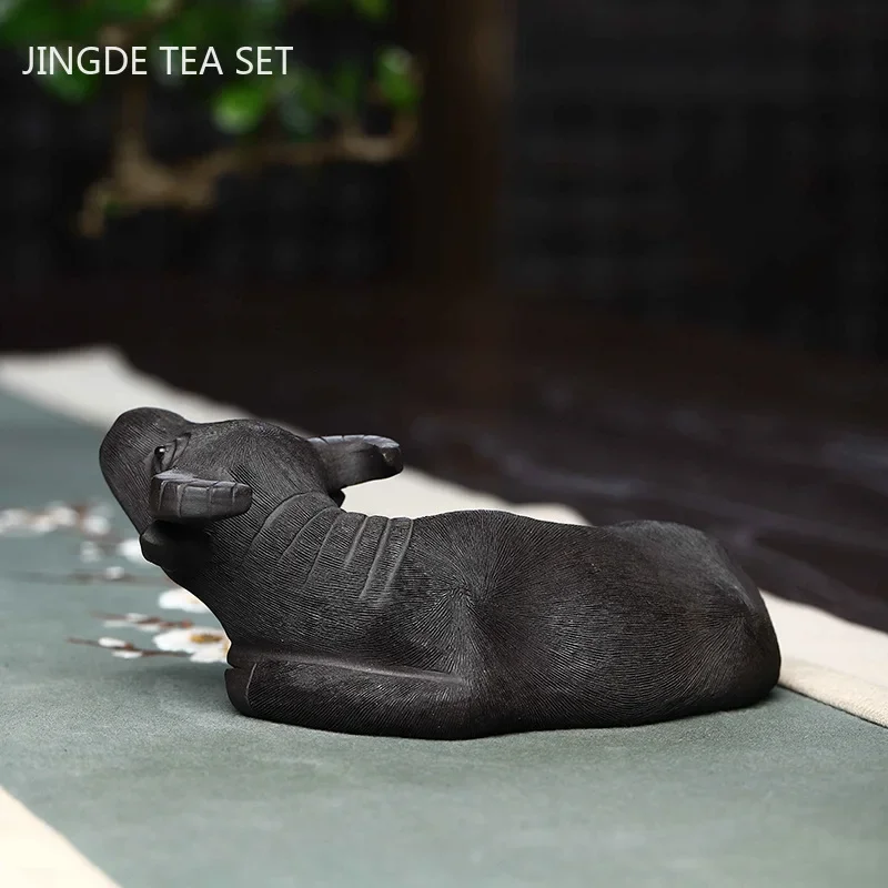 Boutique Yixing Purple Clay Tea Pet Pure Handmade Buffalo Sculpture Decoration Tea Tray Decor Accessories Home Tea Set Ornaments