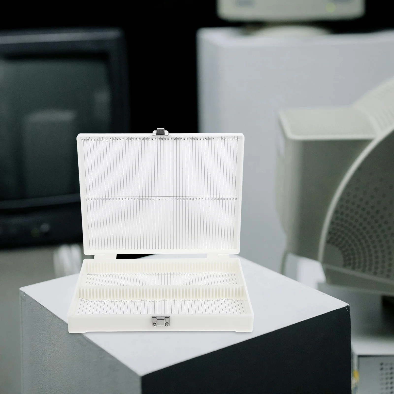 

100-Slot Specimen Box Microscope Slide Storage Organizer Laboratory Slide Holder Stainless Steel Lock Buckle Durable Portable