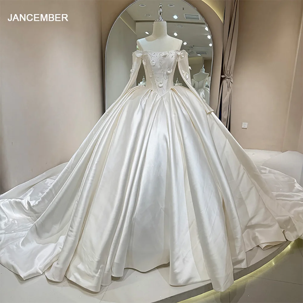 Gorgeous Long Train Wedding Dresses Boat Neck Long Sleeves Appliques Luxury Bridal Gowns Cathedral Customized Vestido Femininos