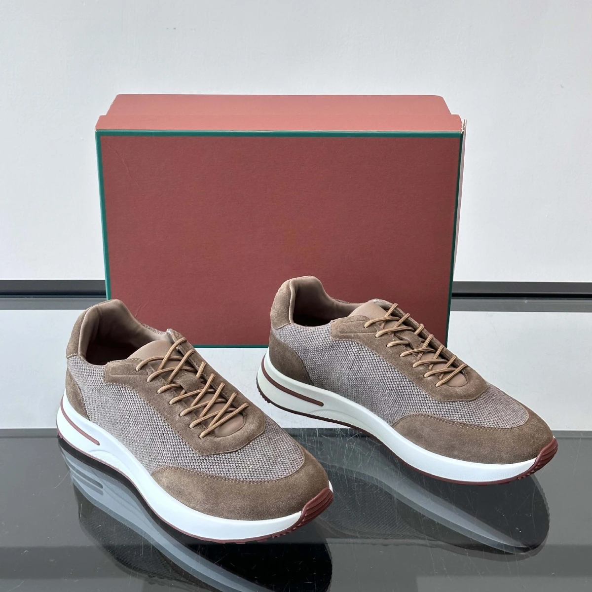 Luxe Heren Suède Mesh Casual Sneakers Chunky Ademend Retro Loopschoenen Veelzijdige Verhoogde Skate Trainers Buitenschoenen