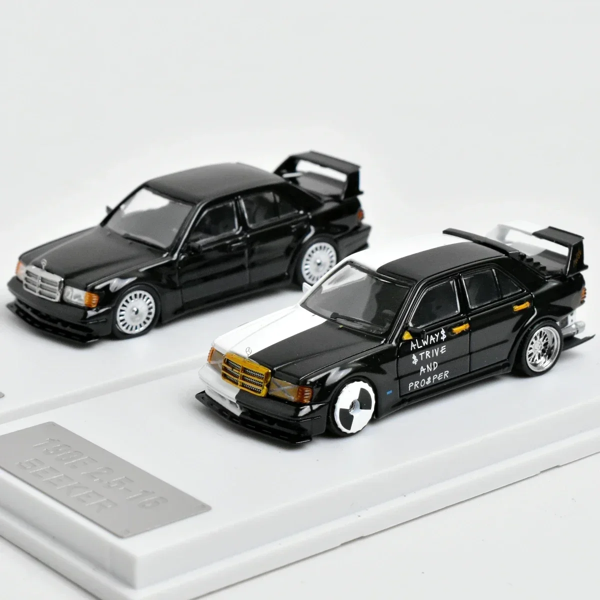 

Seeker 1:64 Mercedes 190E W201 2.5-16 Evo NFS Black and White Alloy Car Model