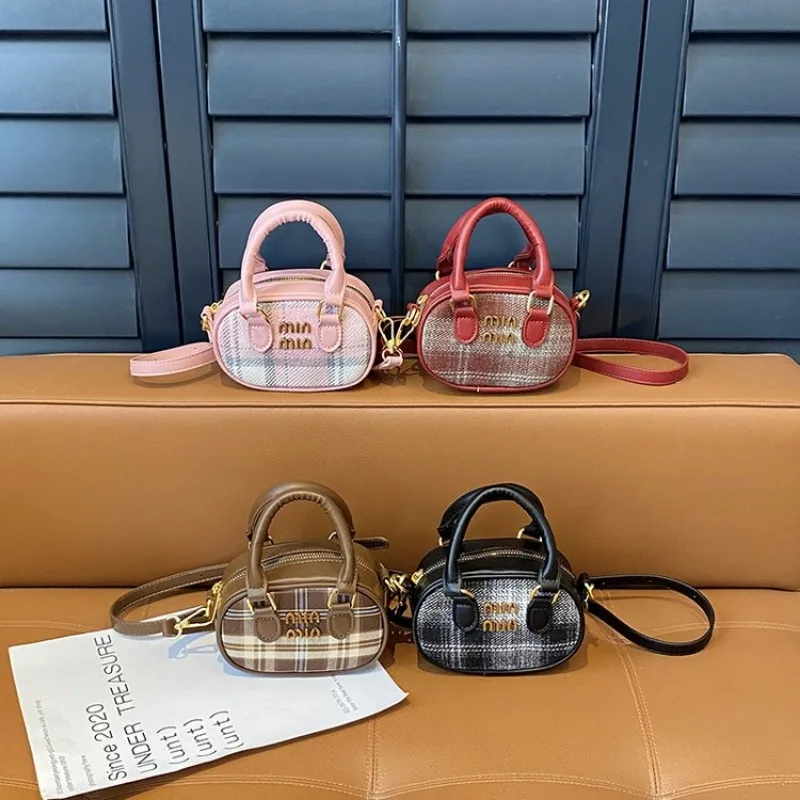 

Chic Crossbody Diaper Bag Handbag Crossbody Train Ride Minimalist Exquisite Glamorous Charming Dainty Elegant Portable Commuting