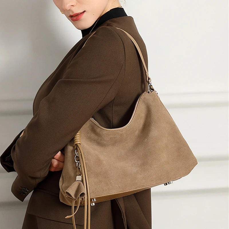

TOPTRENDS Suede Genuine Leather Crossbody Shoulder Bags For Women Fashion Bohemian Tassel Hobo Causal Work Daily Handbags