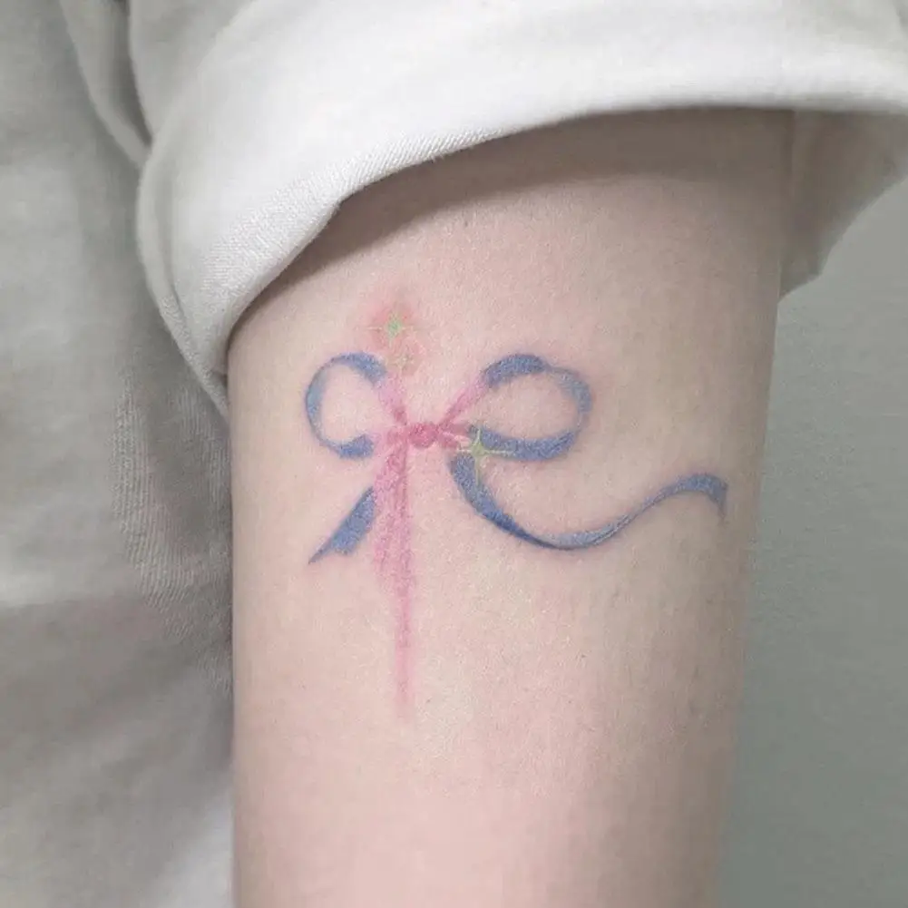 ملصق وشم مؤقت مقاوم للماء على شكل فيونكة وردية، وشم طويل الأمد، واقعي، مزيف، لكل من الرجال والنساء