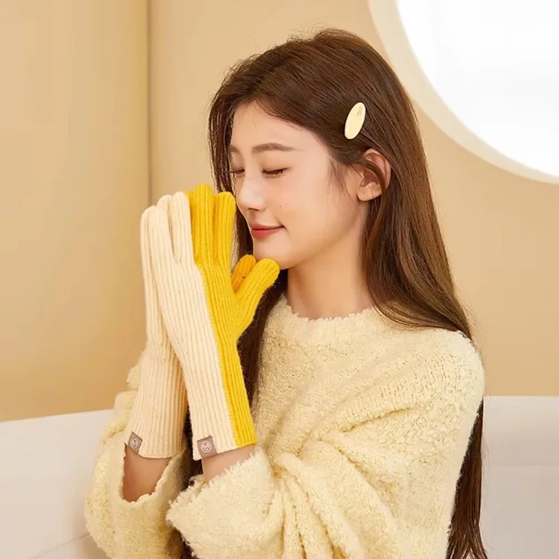 Korean version color blocked knitted gloves for women's winter warmth touch screen yarn glove cycling cold resistant thick glove