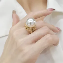 2023 New Fashion Premium Super Large Pearl 18K Gold Ring Female Adjustable Size Prom Party Noble Jewelry Accessories Gift