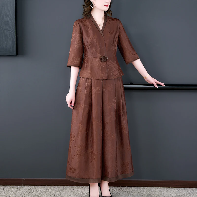 2023 New Brown Silk Long Sleeve Vintage Top Wide Leg Pants Set Women's V-Neck Mom's Loose Size Slim Two Piece Set