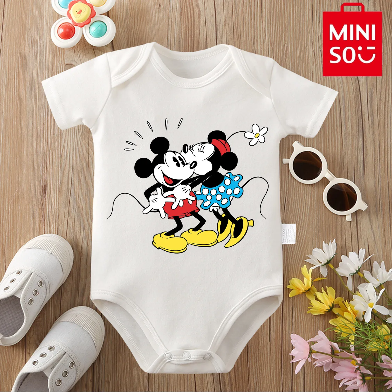 

MINISO Pure Cotton Bodysuit Soft Baby Cloths Mickey Mouse Minnie Gift for Baby Onesie Jumpsuit for 0 To 12 Months Cute Newborn