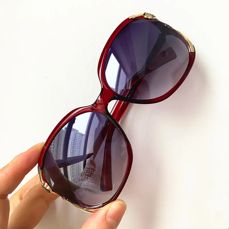 Fashion Sun Glasses Women  Anti-UV Spectacles Oversize Frame Eyeglasses Simplity Temples Google Camellia Temperament Sunglasses