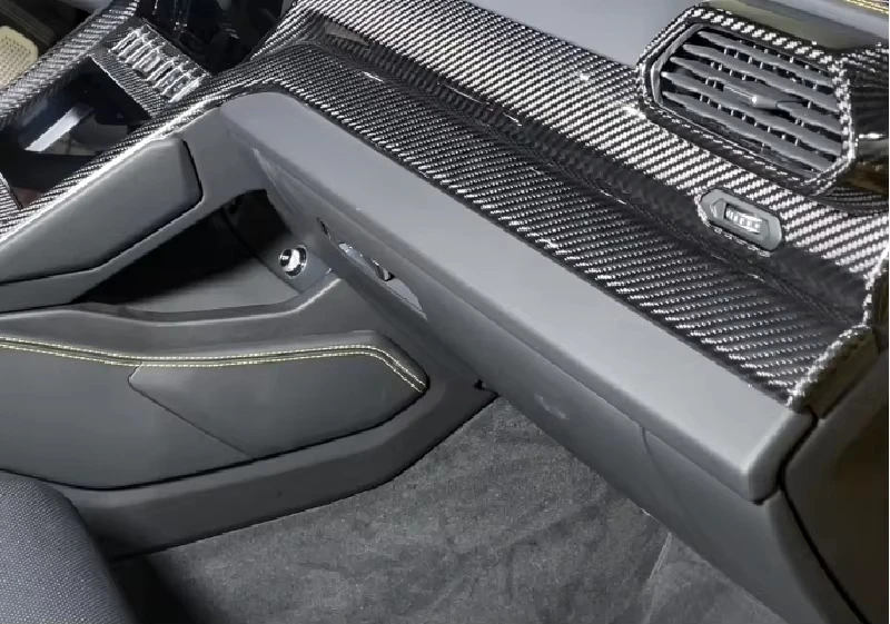 URUS Interior Trim Accessories Carbon Fiber High-End Custom  Shifter Door Panel Strips Cabin Upgrade Kit