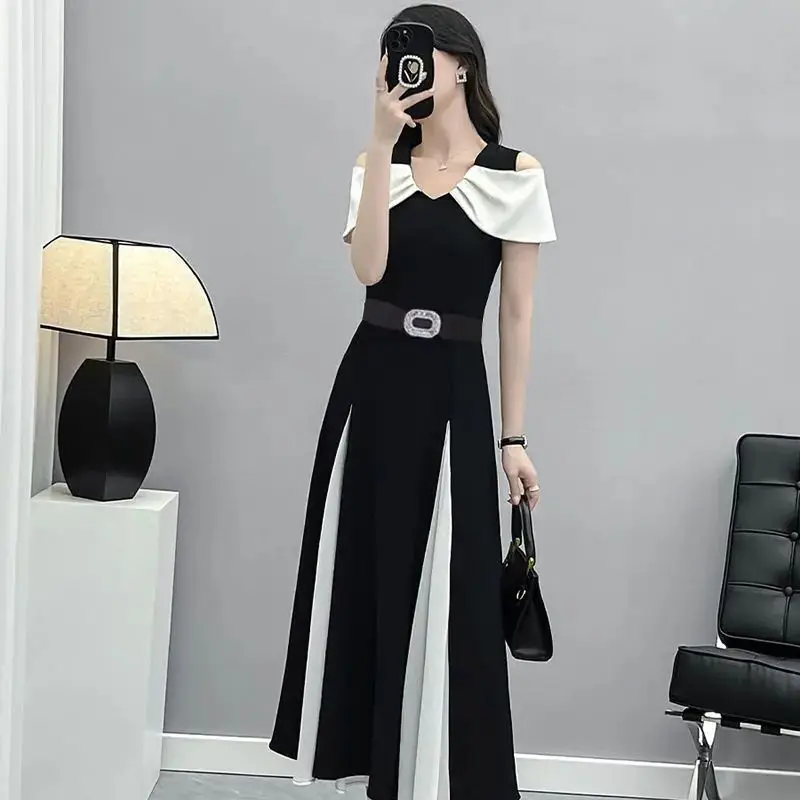 French Style Long Party Dress 2024 New Women\'s Casual Commuting High-end And Elegant Blocking Colour Matching Off Shoulder Skirt