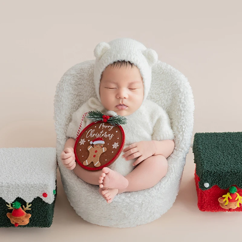 Baby Christmas Photos Knitted Hat Jumpsuit Sock Set Newborn Photography Christmas Wreath Gingerbread Man Snowman Accessories