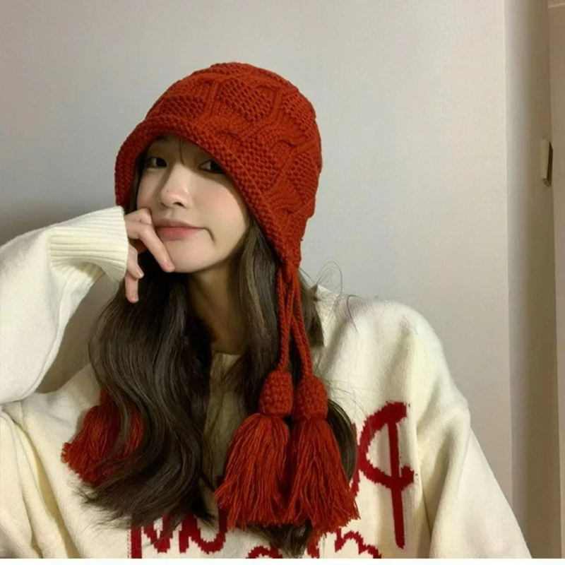 

Red Tassel Hand-Knitted Hat for Autumn and Winter, Warm Ear Protection, Women's Casual Versatile Soft and Skin-Friendly