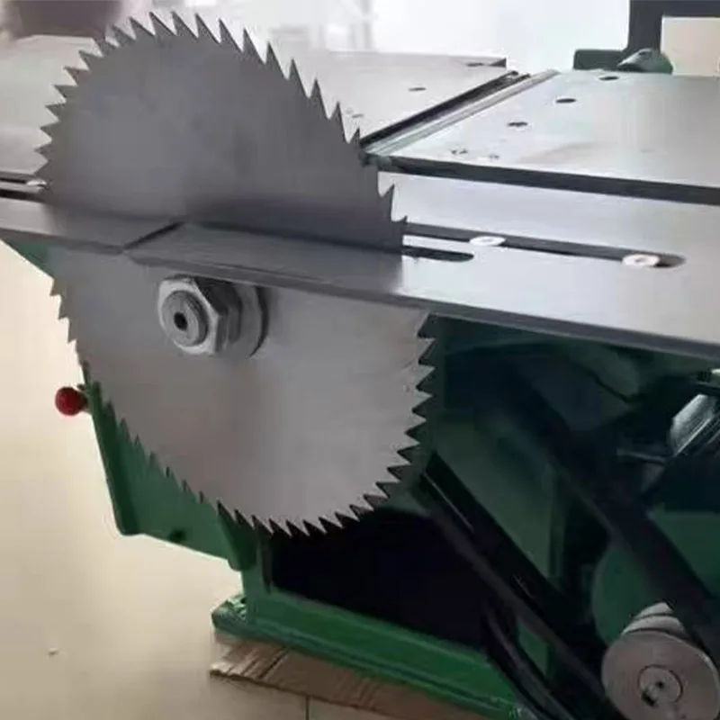 3-in-1 multi-purpose woodworking planer with a 210 mm saw blade for drilling, cutting and planing