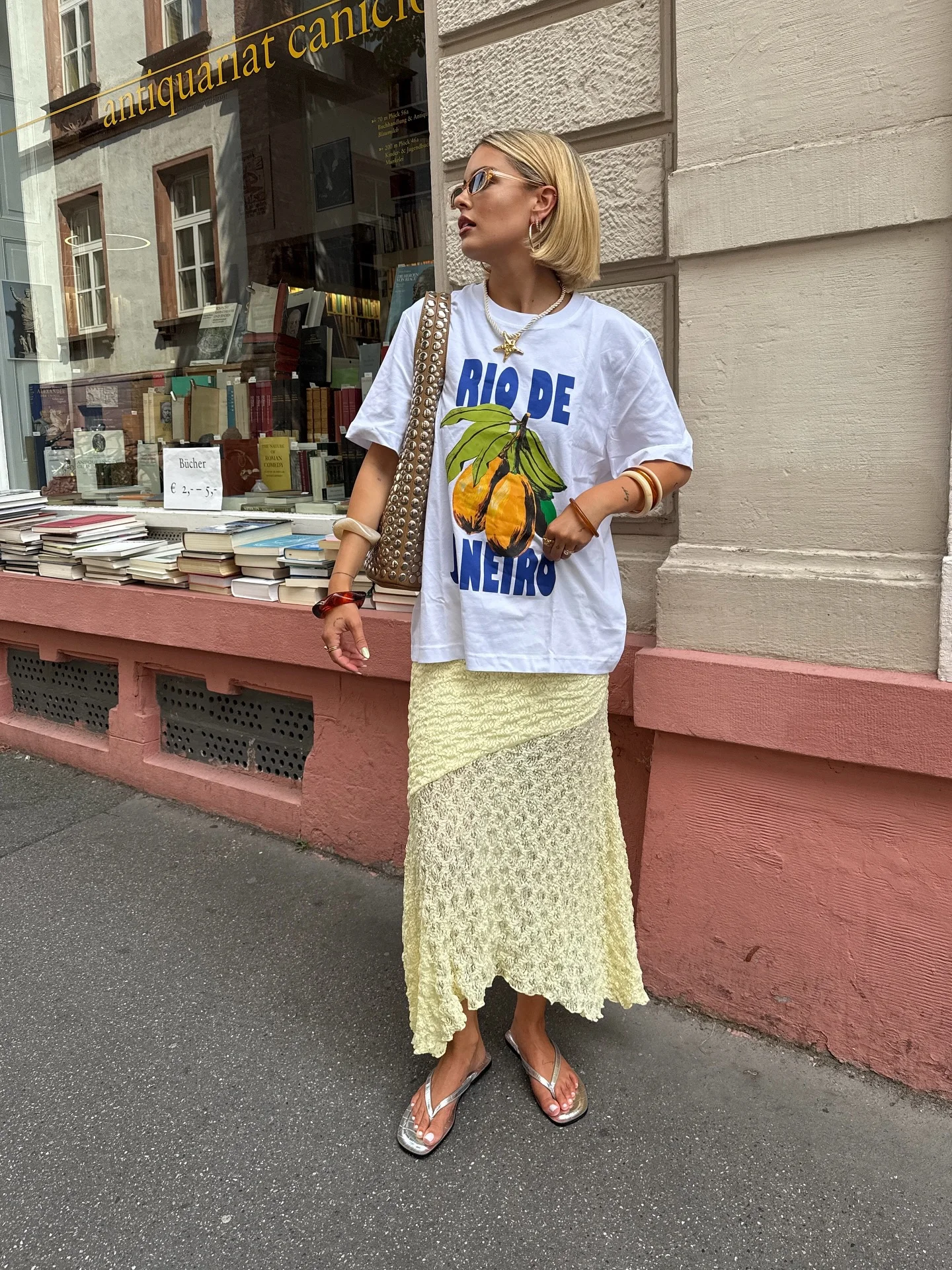 

Футболки Harajuku с лимонным рисунком, повседневная уличная одежда во французском стиле, белый хлопковый готический топ большого размера Y2k, топ для пар, готическая женская одежда