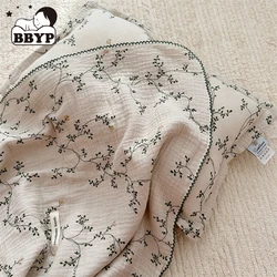 1Pcs Printing Cotton Muslin Baby Blanket Retro Edge Newborn Swaddle Wrap Infant Receiving Blanket Double Layers Kid Bath Towel