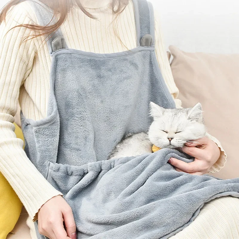 Pet Carrier Apron Coral Fleece Cat Sleeping Bag Outdoor Travel Hanging Chest Bag for Small Dogs Cats