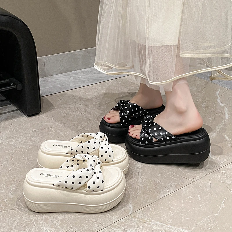 Summer Slide 2026 New Women’s Thick Platform Soft Sole Elevating Summer Outdoor Casual Beach Strappy Sandals Women Slippers