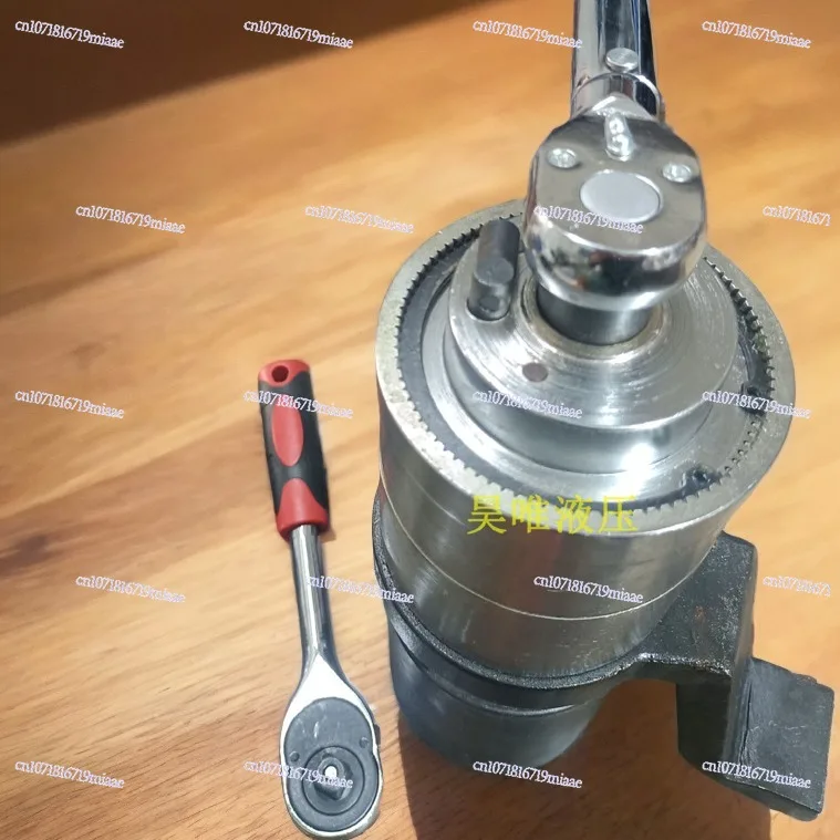 Manual torque wrench 1500-15000 Nm torque amplifier high strength