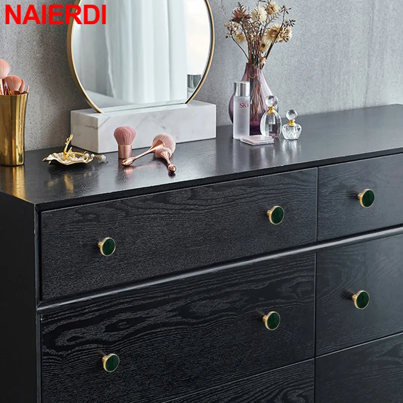 NAIERDI Nordic Zinc Alloy Gold Cabinet Knobs and Handles Furniture Handle Green Gemstone Wardrobe Shell Dresser Drawer Knobs