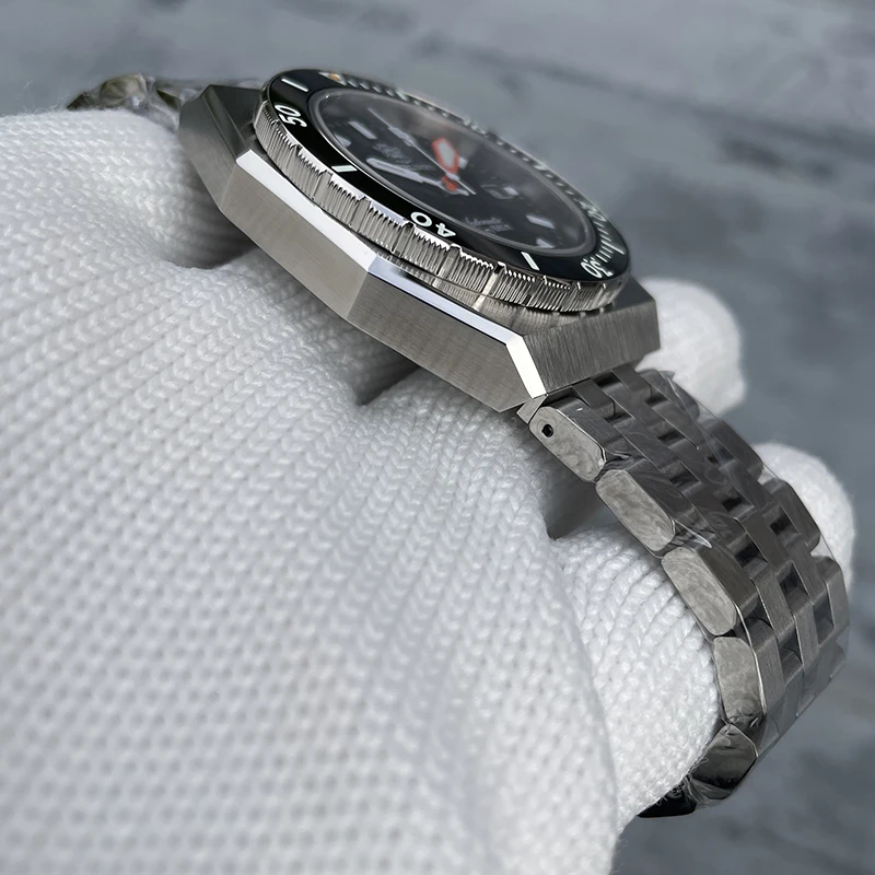 STEELDIVE Men Diver Watch 42mm Automatic Mechanical Wristwatch 20Bar Waterproof BGW9 Luminous Sapphire Mirror NH35 Ceramic Bezel