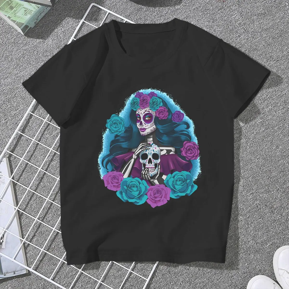 Mexican Skull Day of the Dead Girls T Shirt Catrina Holding a Sugar Skull Flowers Female Tops Polyester Y2k Tees Ladies Tshirt