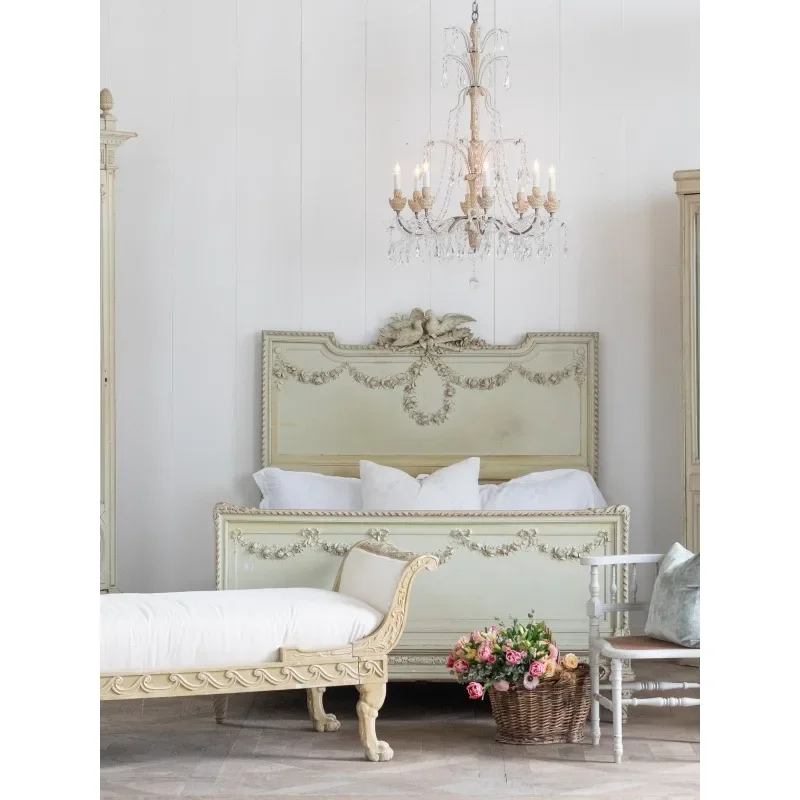 Solid wood carving flower double bed retro old European luxury princess bed master bedroom palace high-end wedding bed
