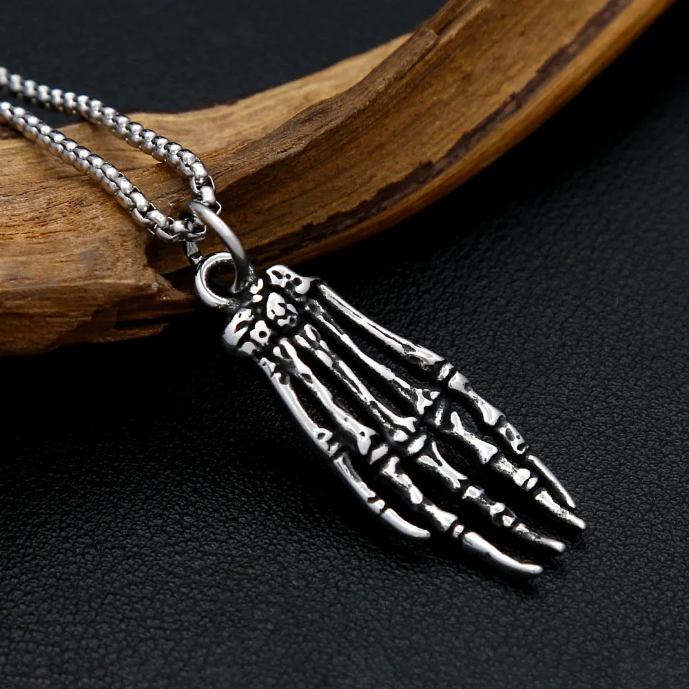 Vintage Skeleton Hand Necklace For Men Stainless Steel Demon Skull Hand Pendant Retro Distressed Punk Biker Daily Wear Jewelry
