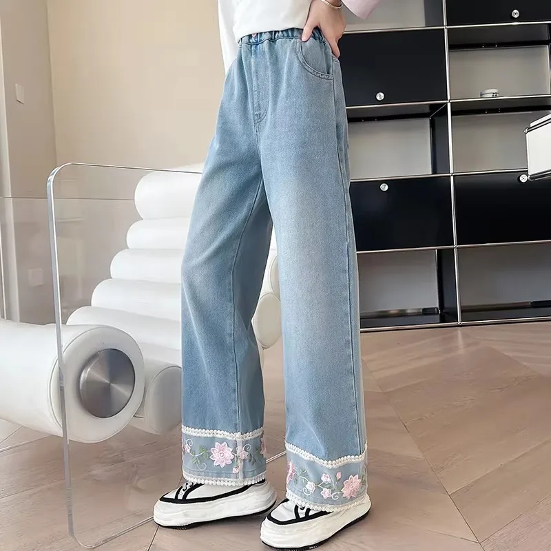 Sweet Style Girls Straight Cut Jeans with Lace Flower Kids Soft Trousers Jeans Floral Spring Fall Denim Pants For Teenager Child