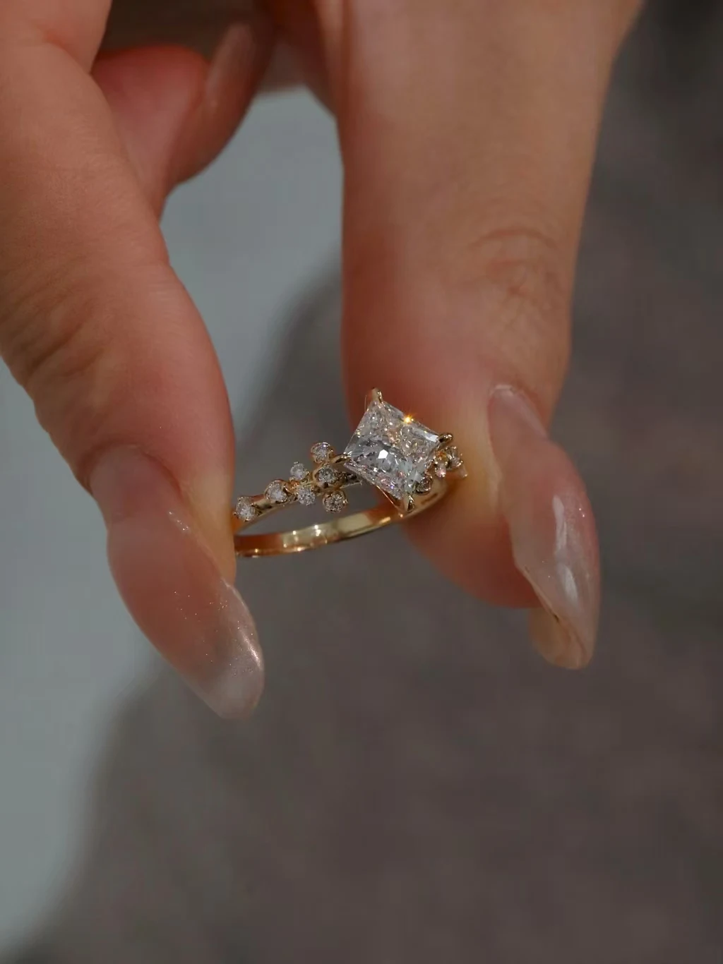 Ensemble Moissanite de créateur coupe princesse, alliances en platine 18K 14K 9K et PT950, bagues de fiançailles assorties personnalisées pour couples