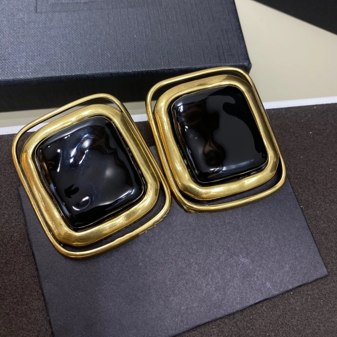 Europe Designer Black Geometric Square Earrings Luxury Ear Clip Women Fashion Top Quality Jewelry