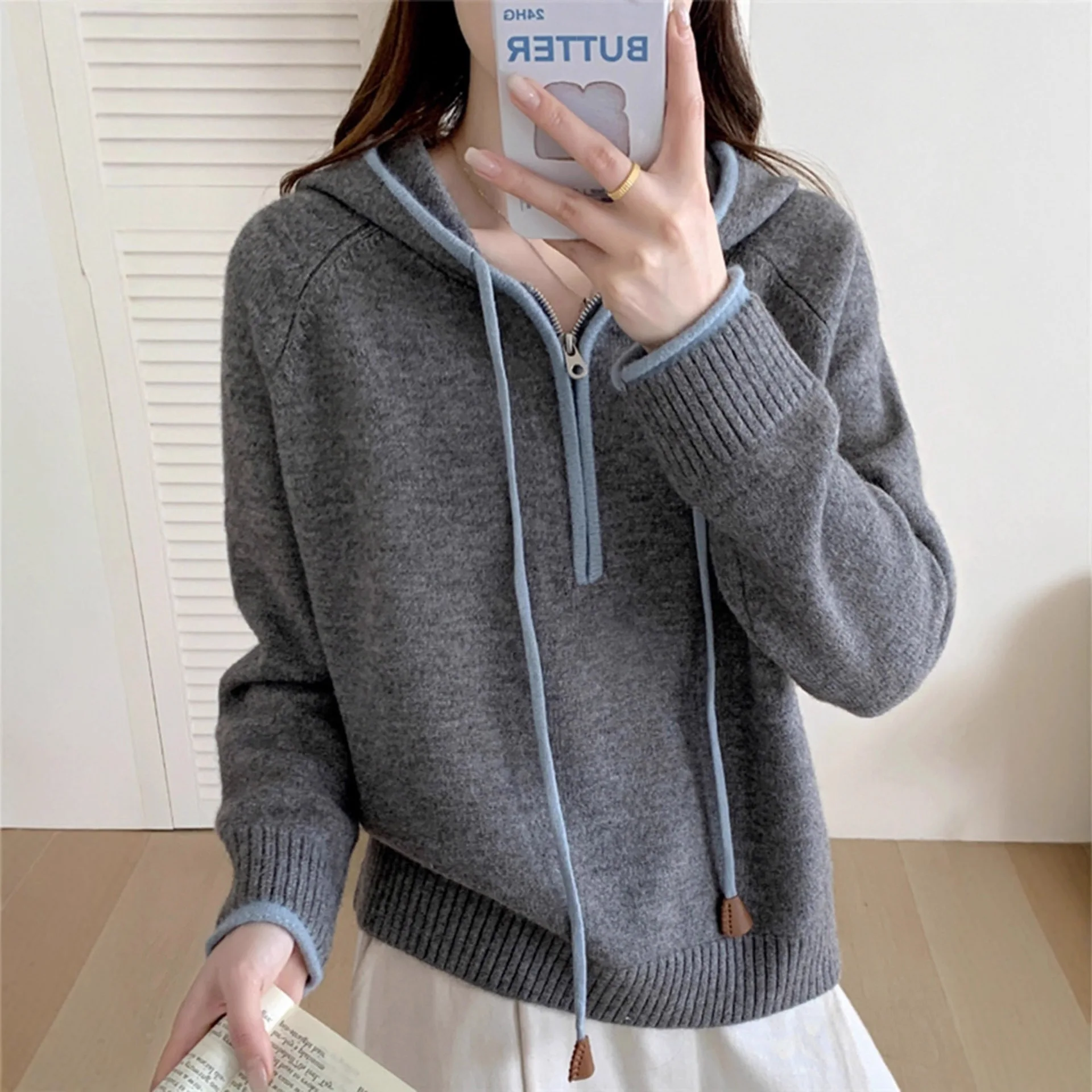 

Новая женская вязаная кофта-свитер на молнии с капюшоном в корейском стиле, однотонная, универсальная, свободного кроя, осень-зима 2025