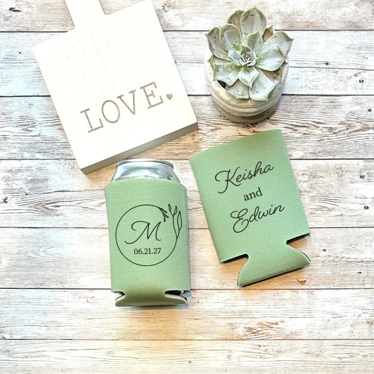 

Охладители свадебных банок на заказ, персонализированный цветочный венок, охладитель для банок на свадьбу, держатель для банок с монограммой, подарок для свадебного приема