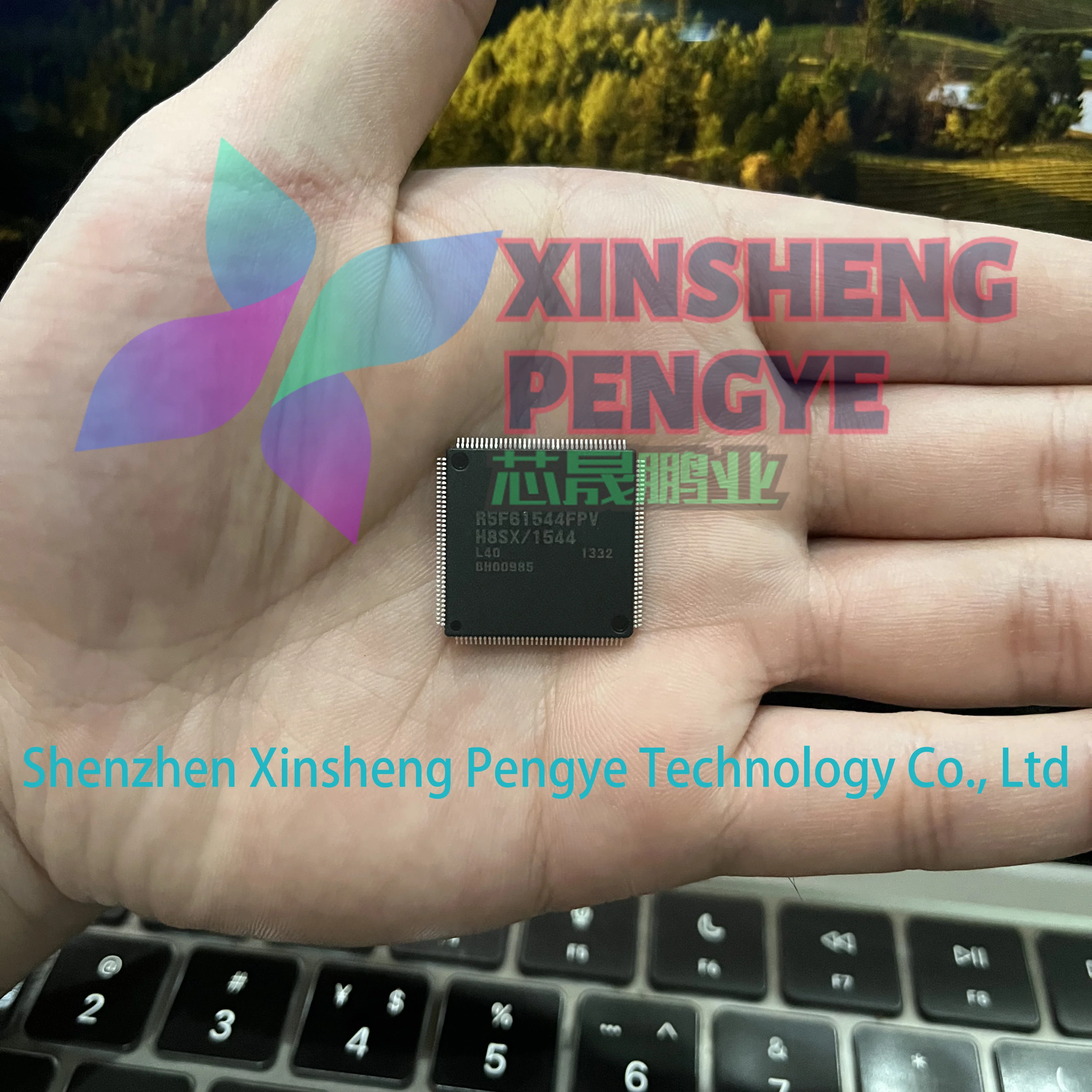 100% جديدة ومبتكرة R5F61544FPV R5F61544 H8SX/1544 LQFP-144 384KB فلاش 24KB RAM 40MHz 5V 32Bit متحكم IC في المخزون