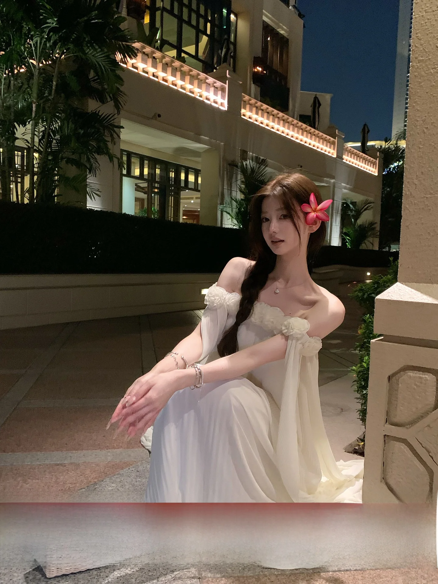 

YOLI Zhang Yuli White One-Shoulder Dress Women's Spring 3D Flower Pure Desire Long Dress Casual Style Polyester Fiber Skirt