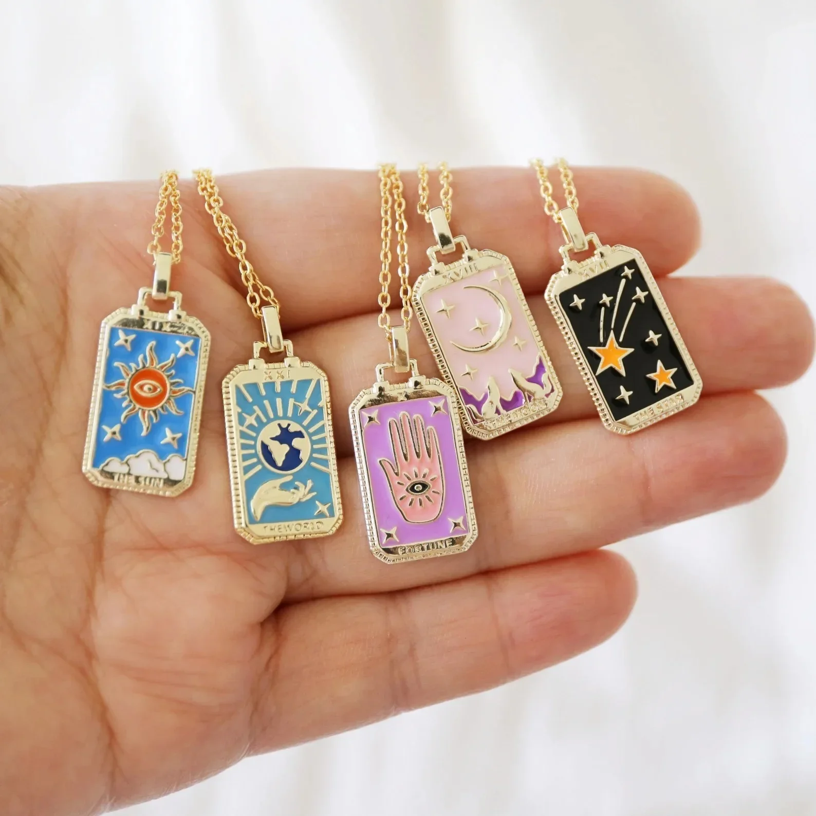 New Tarot Necklace Star Moon Sun World Design Pendant Clavicle Chain For Women Stainless Steel Tarnish Free Jewelry Gifts