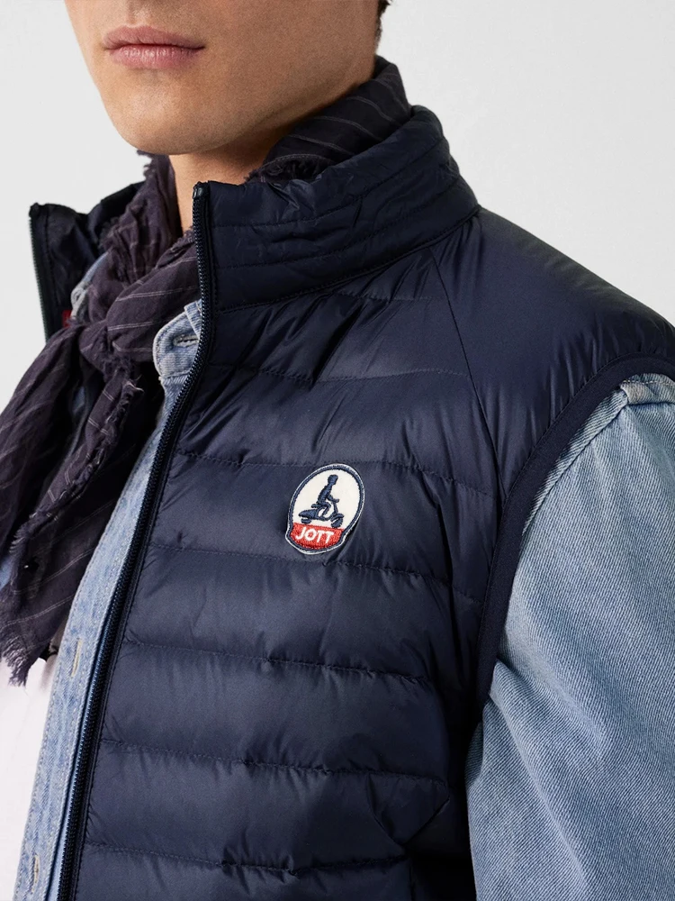 Hot Sales Europe Men Women Long sleeves Embroidery logo Zipper Front Going Out Light Thin Hooded Down Jacket Warm And Windproof