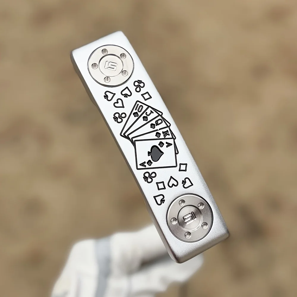 Todo lo que debes saber sobre los elementos de golf: desde bolsas de maquillaje hasta mapas de campos