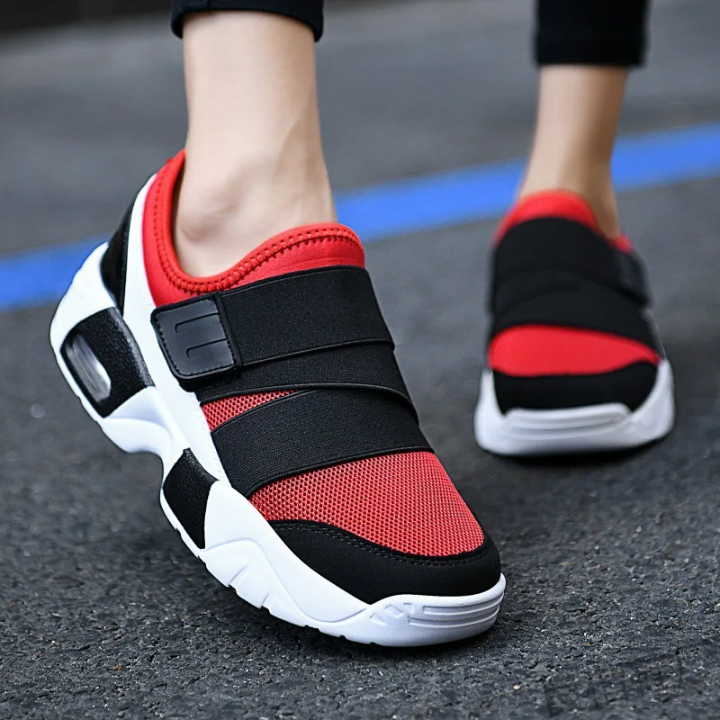 

Женские повседневные кроссовки черного цвета, тренд 2026 года, вулканизированные кроссовки для женщин, теннисные кроссовки, обувь для ходьбы, большие размеры 36-42