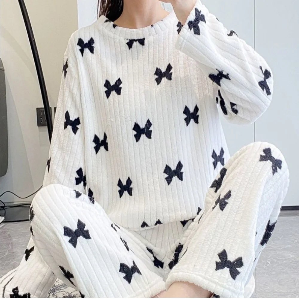 New Women Pajama Pants Sets Loose O-Neck Top And Elastic Waist Wide Leg Pants Winter Fleece Homewear Sweet Bow Outfit Sleepwear