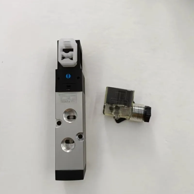 

Parts for VUVS-LK25-M52-AD-G14-1B2-S (8043218) FESTO solenoid valve