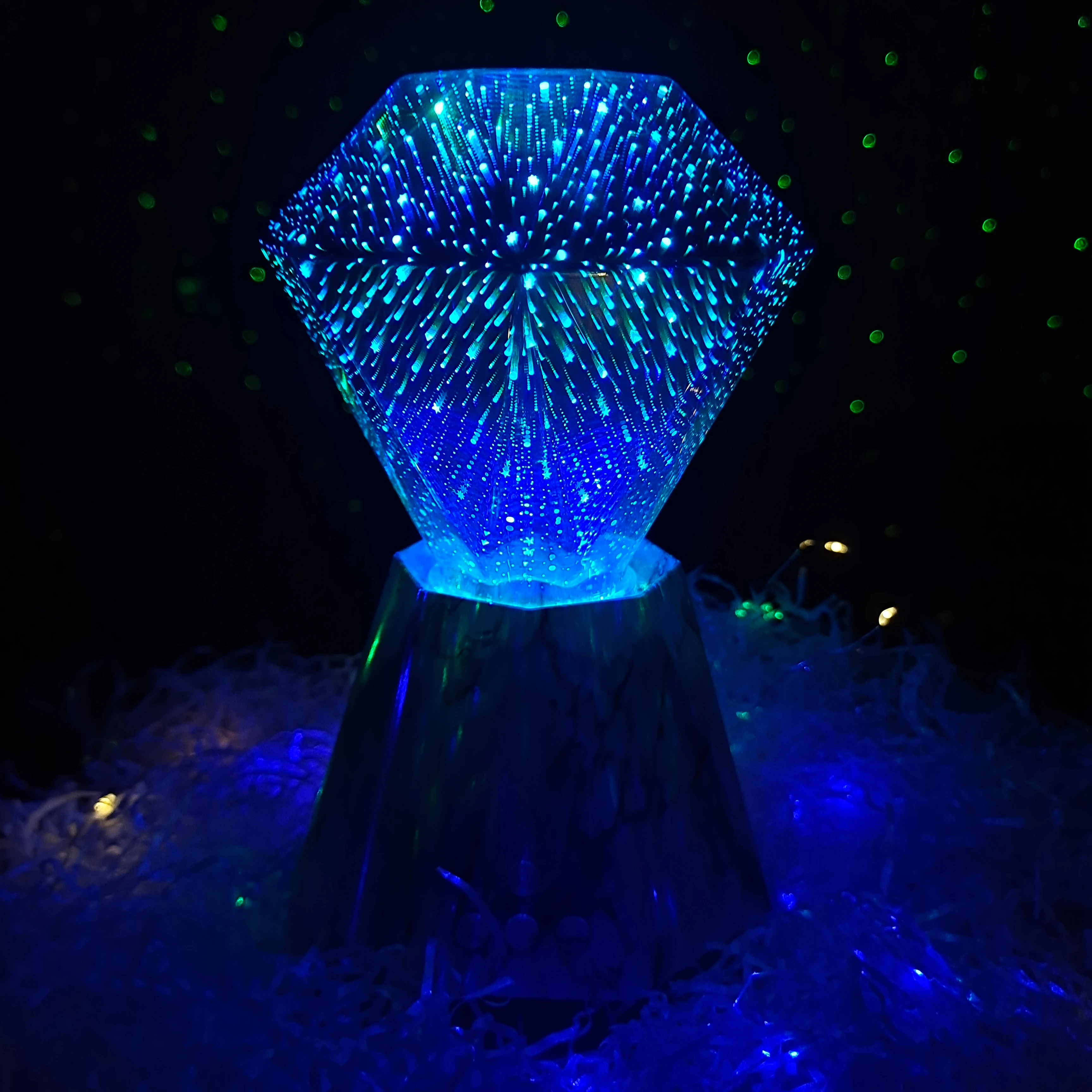 Global custom Diamonds art light Romantic Lighting, Bluetooth Adjustable Colorful Table Lamp 3D diamonds music LED fancy light