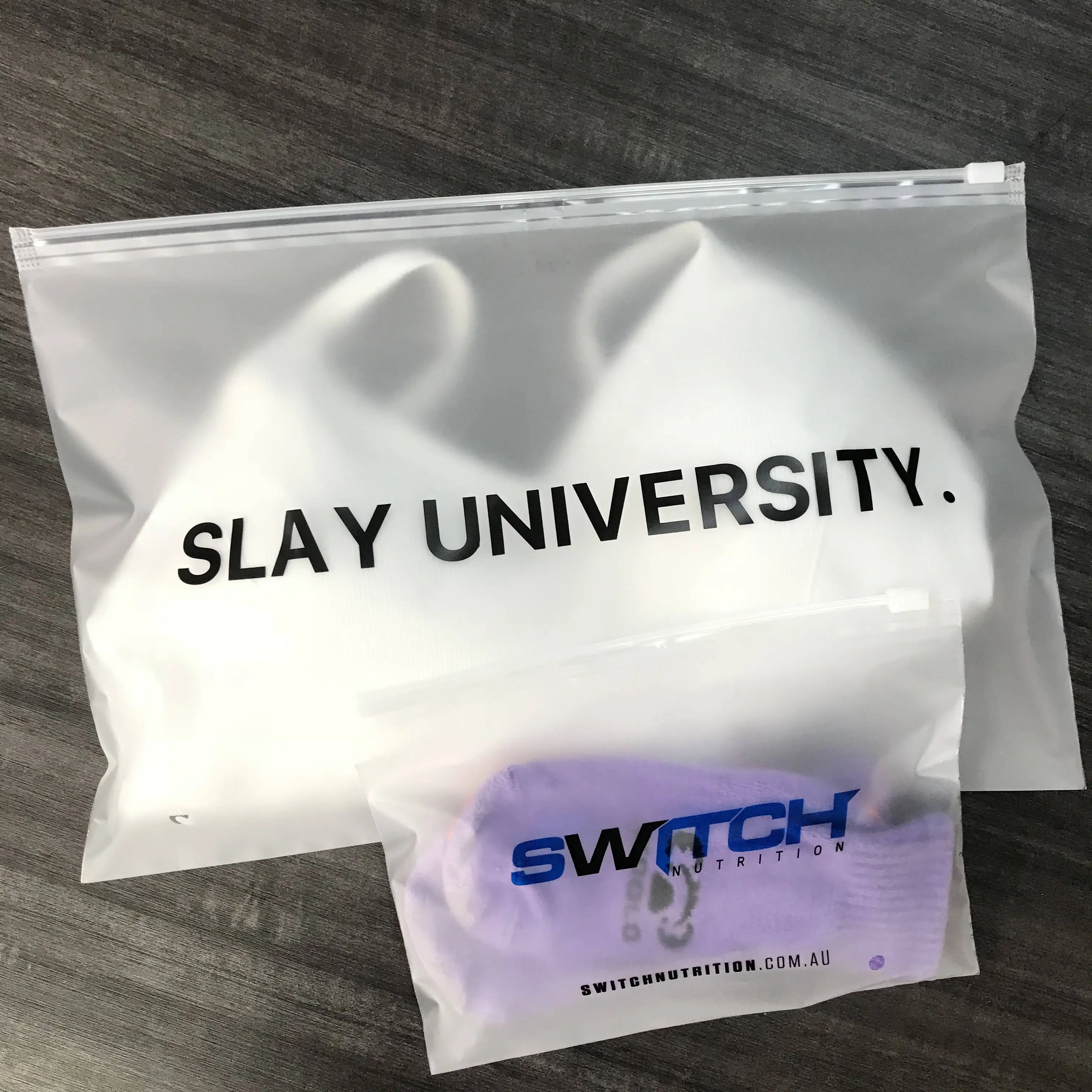 Hot Selling Eco Friendly Zipper Resealable Clothes Packaging Frosted Plastic Ziplock Bag Customization Logo and Priting