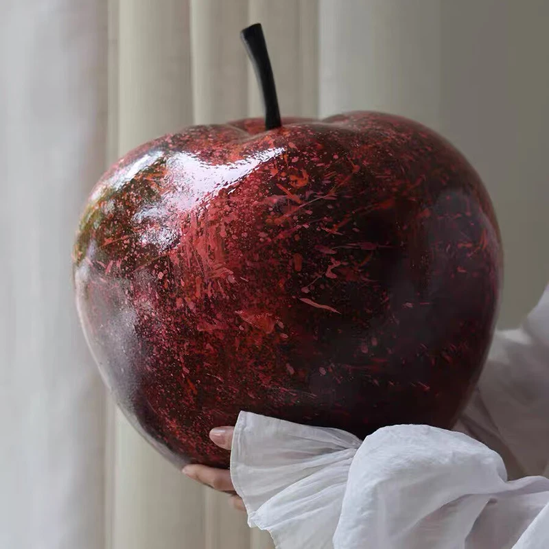 Apple Statue Hand Drawn Art Home Decor Creative Craft Sculpture Office Decorative Sculpture Ornaments Simple Housewarming Gifts