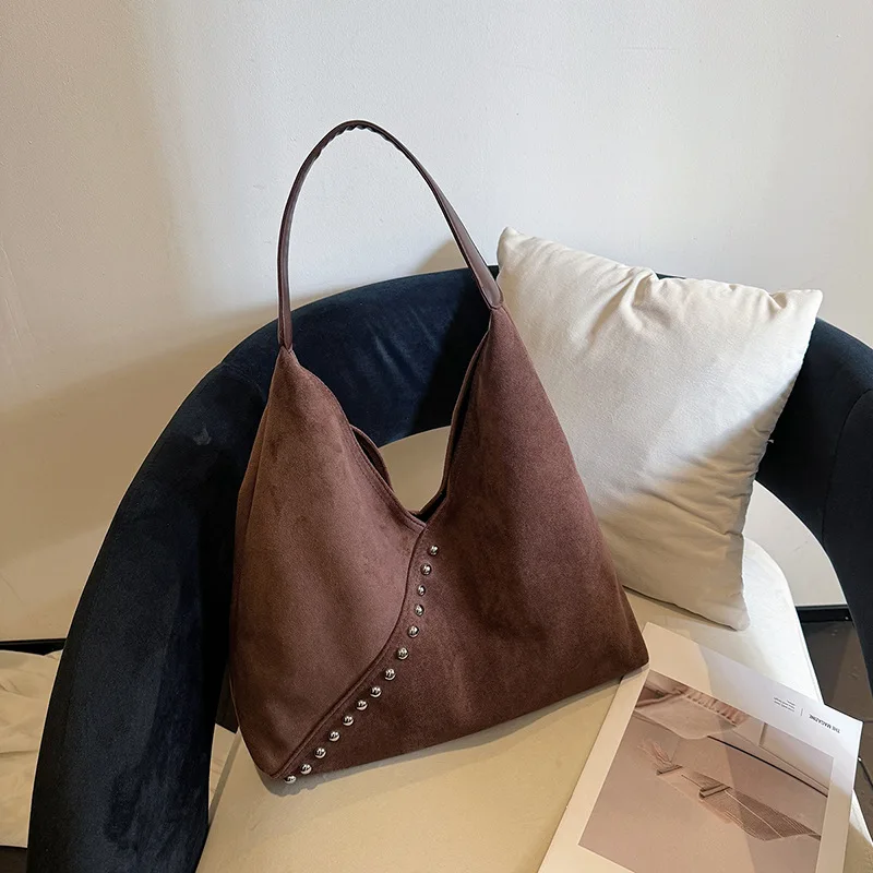 

2025 Vintage Shoulder Bag, Spacious Crossbody Purse for Women, Niche Commuter Tote, Minimalist Day to Night Bag, Textured