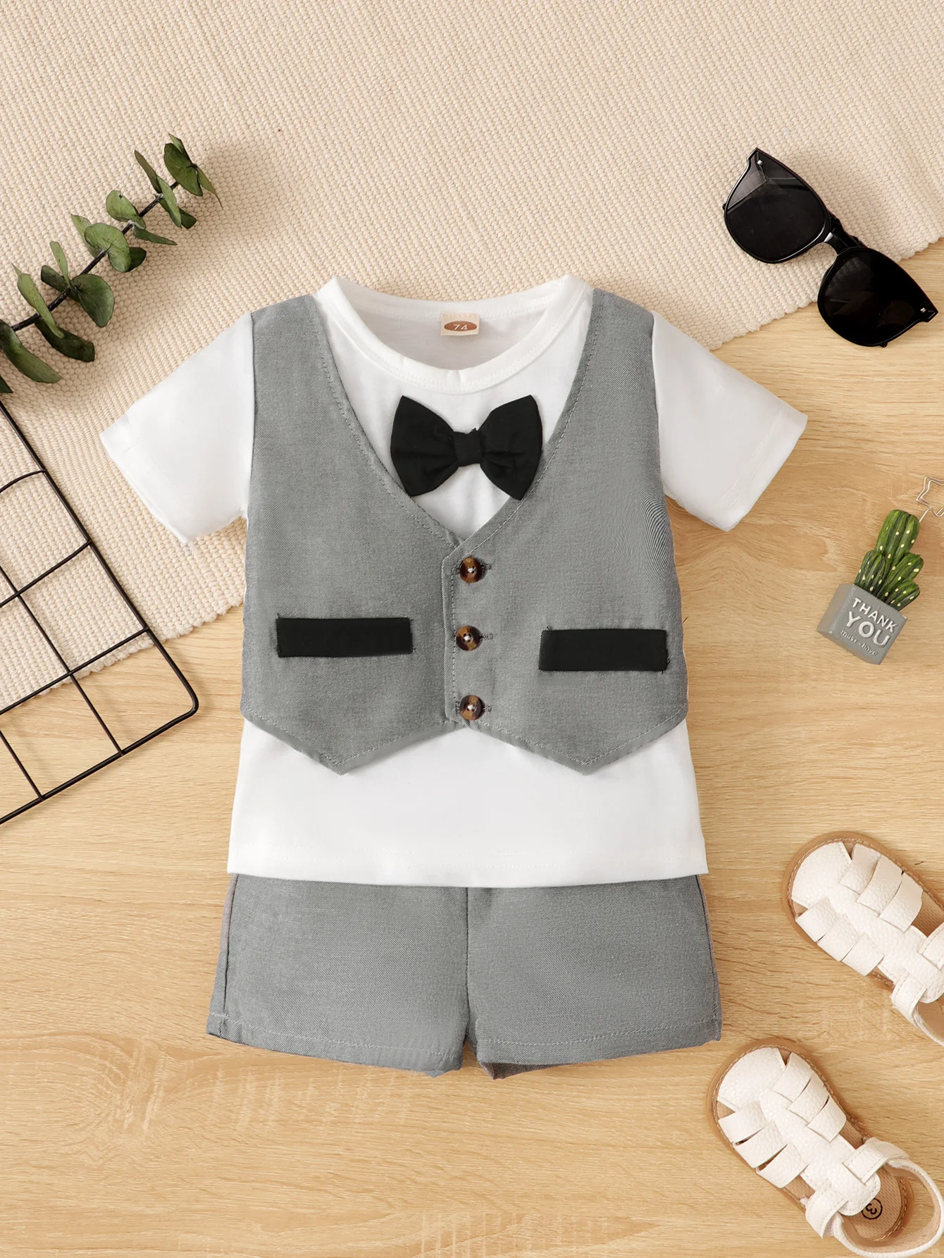 Baby Boys Casual Bow-Tie One-Piece Vest Lined With Short-Sleeved T-Shirt And Plain Shorts For Spring/Summer